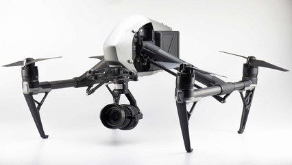 成都無人機出租 以高質(zhì)量的產(chǎn)品與服務(wù)，為您捕捉每一幀精彩