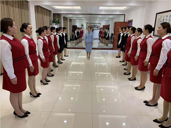 學思踐悟守初心 禮儀賦能促服務——市福彩中心成功舉辦主題教育與職工服務禮儀培訓會